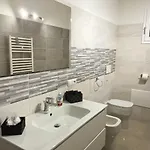 Sunnyside Apartman Torre Grande