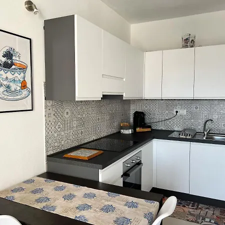 Apartment Sunnyside Torre Grande